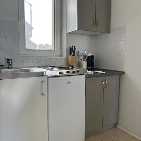 Leo Front Apartman Podgora