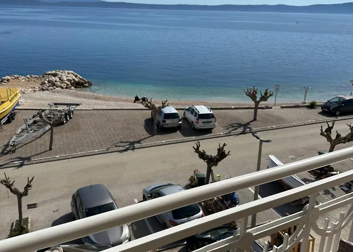 Leo Front Podgora (Split-Dalmatia)